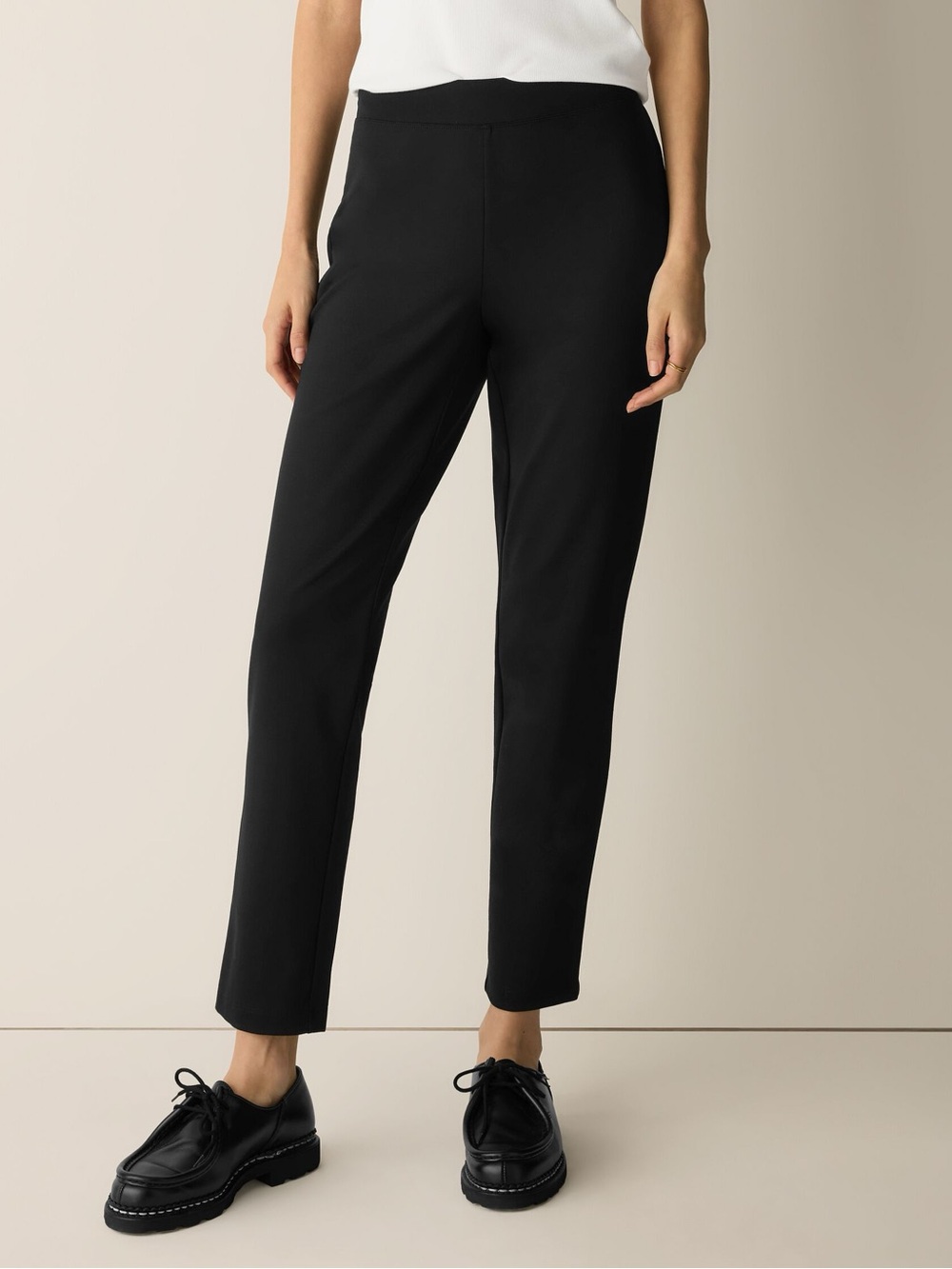 Eileen Fisher. Heavy Rayon Knit Ponte Pant. Black. size Large.
